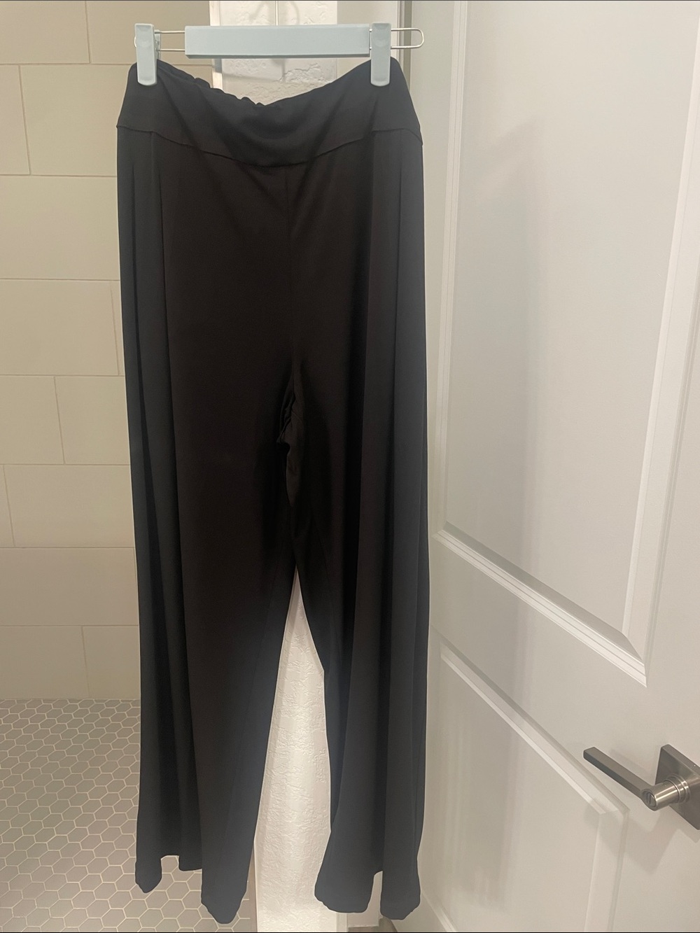 Susan Graver Black Wide-Leg Pull-On Pants-great for travel